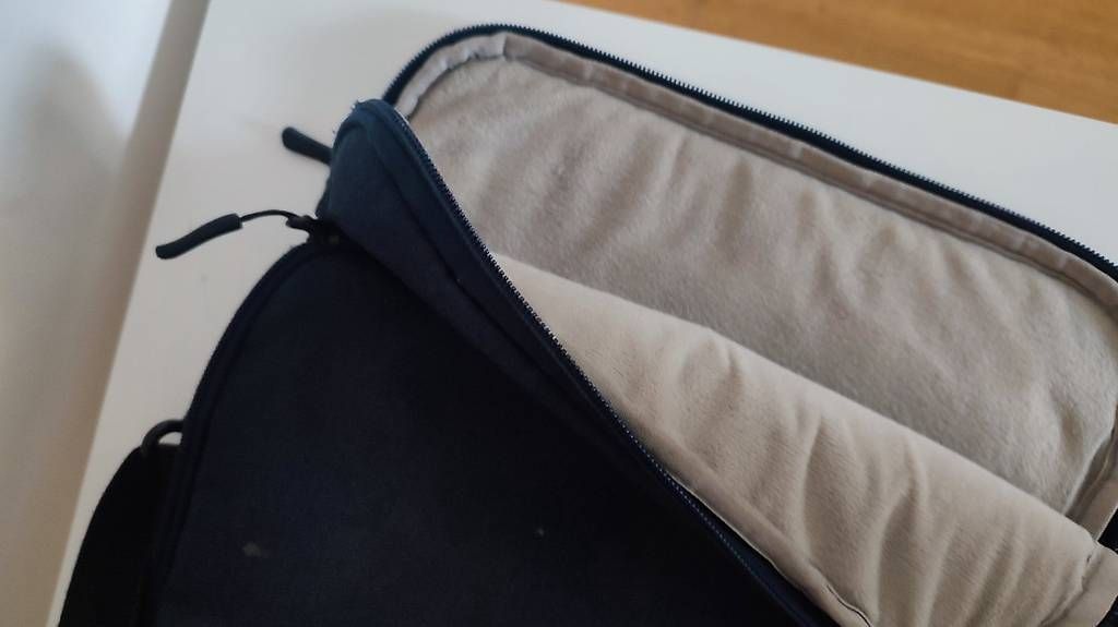 Sacs: Ipad Pro Tasche / Case / Tablet, Computer  – D'occasion à Zürich par aba_6b6j 1