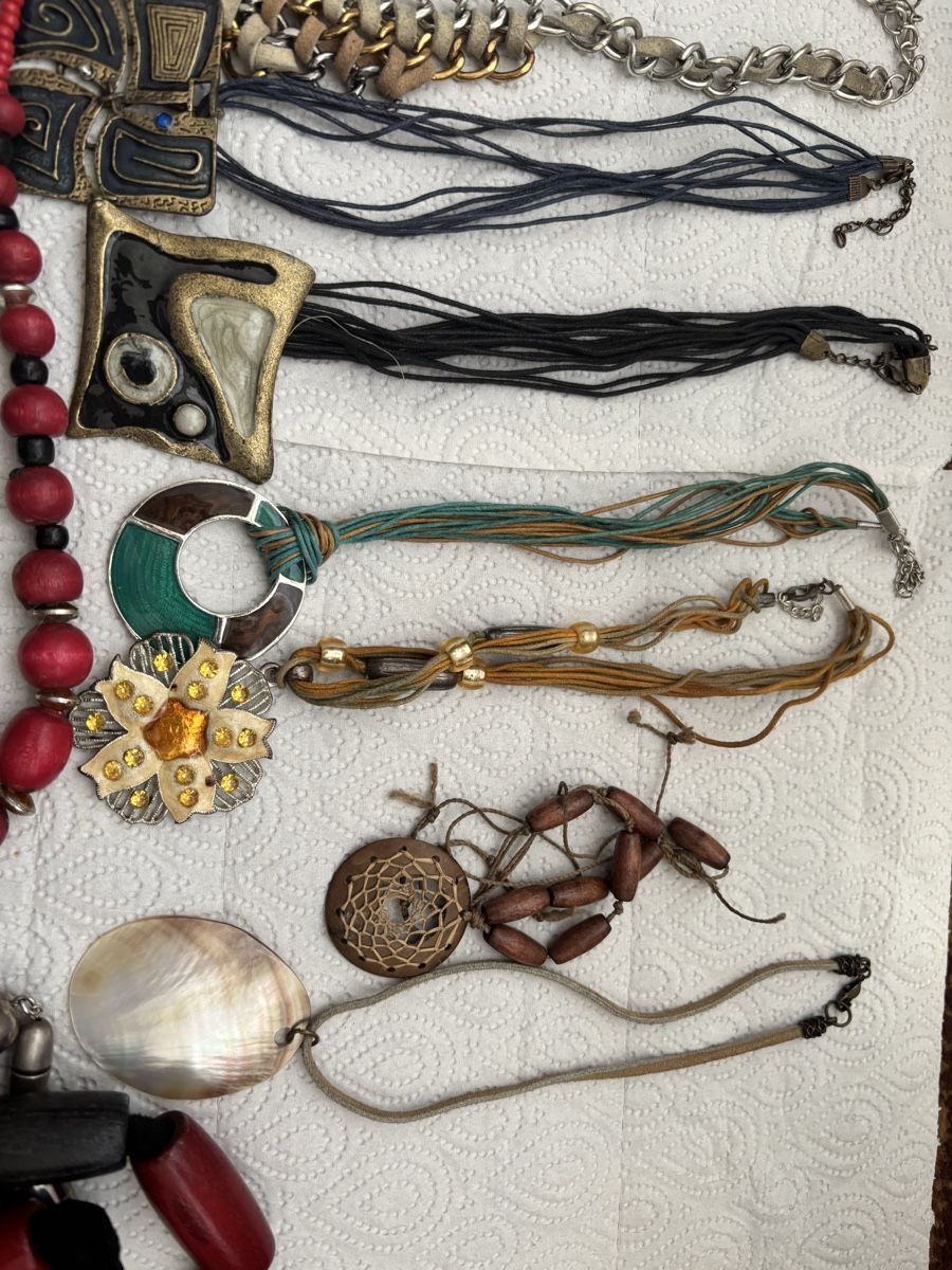 Catenine: Bijoux lot – Usato da Confignon venduto da Second_Hand_Ch 3