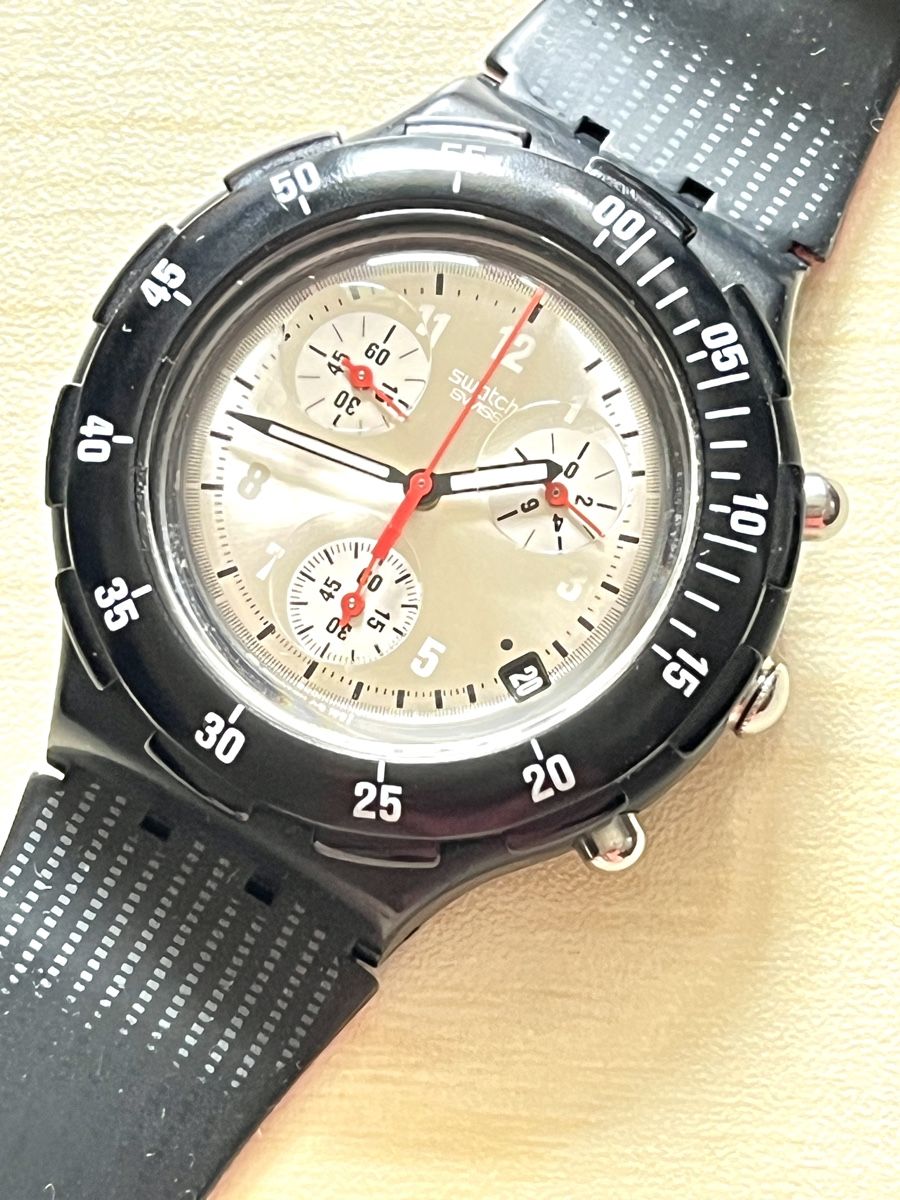Swatch Montres: Swatch Chronograph Uhr schwarz  – D'occasion à Grenchen par chththl