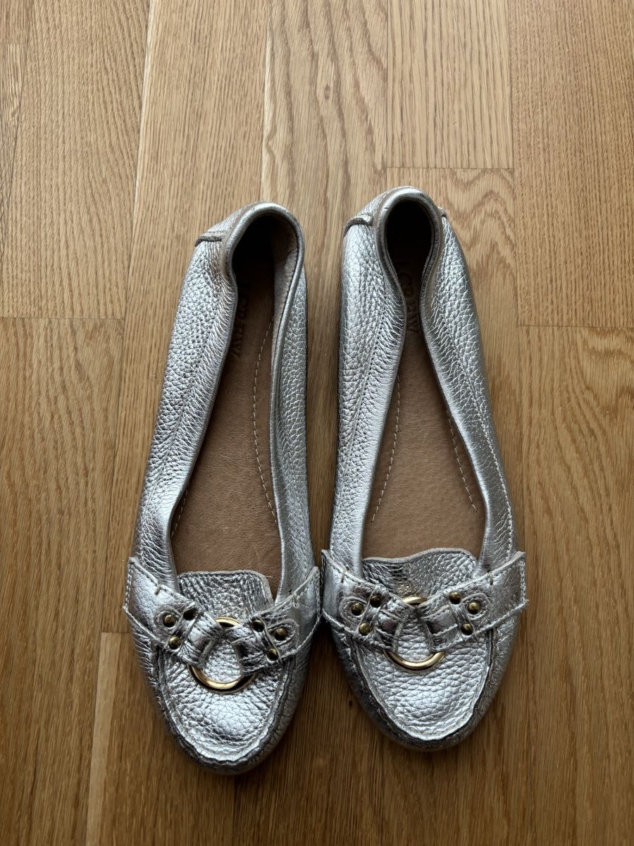 J.Crew Scarpe da donna: J.Crew leather silver loafers size 8 NEW – Nuovo (secondo la descrizione) da Worblaufen venduto da ble_8s65