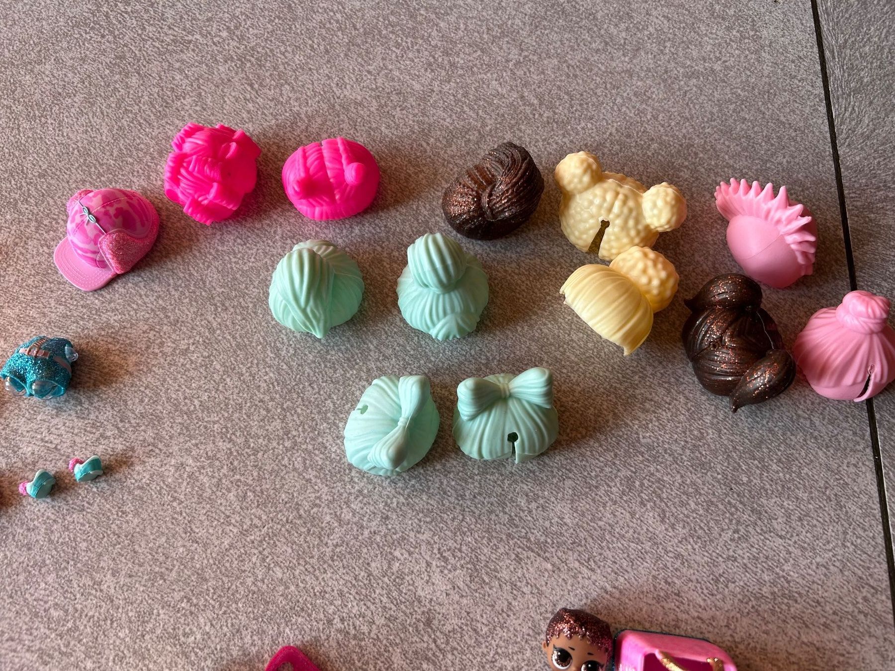 Puppen: différent lol + accessoires – Neu (gemäss Beschreibung) aus Arbedo von nadia1973 3