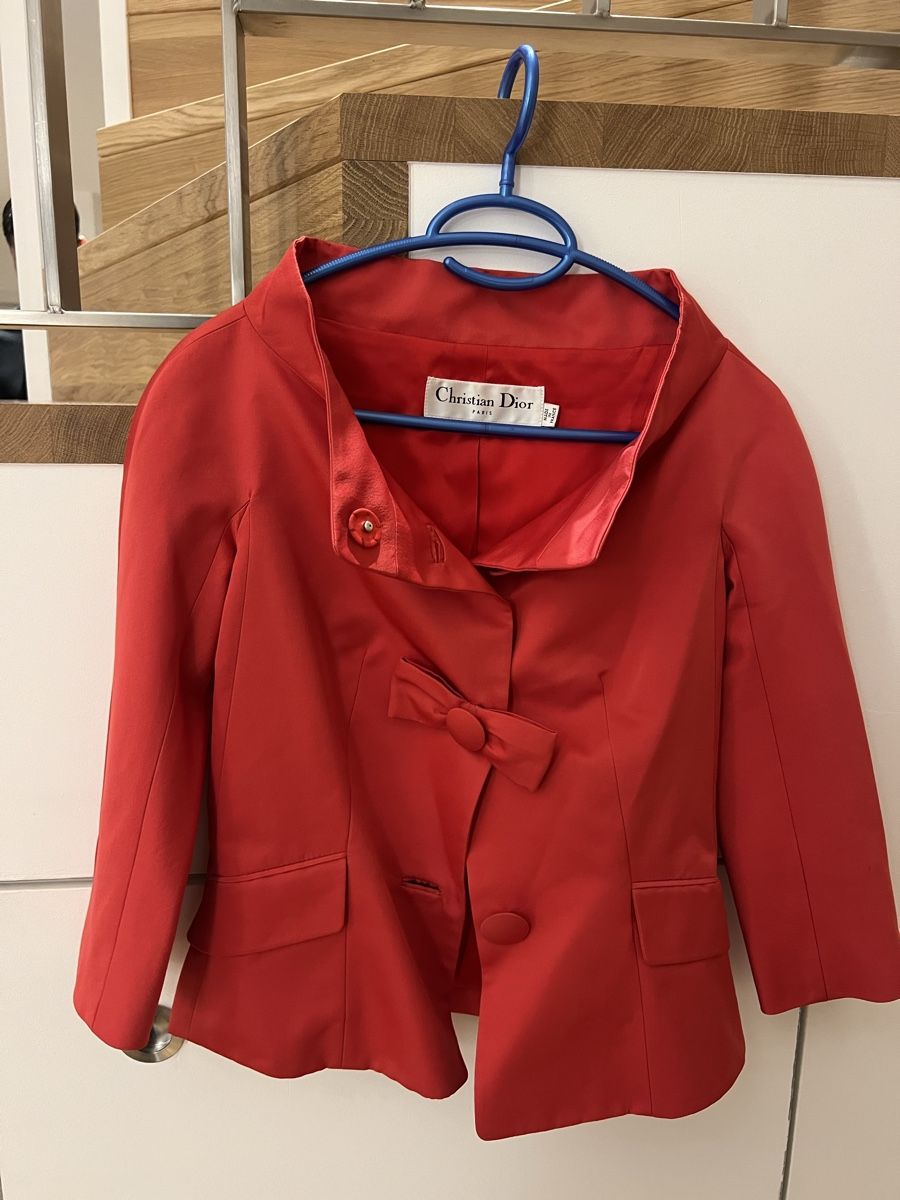 Dior Giacche: Veste rouge Christian Dior, taille 38 – Usato da Lutry venduto da roxypoxy
