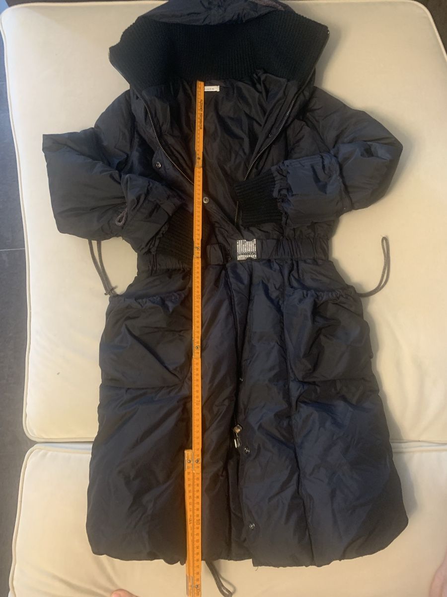 Pinko Mäntel: Pinko Steppmantel – Gebraucht aus Bergdietikon von zor_856j 7