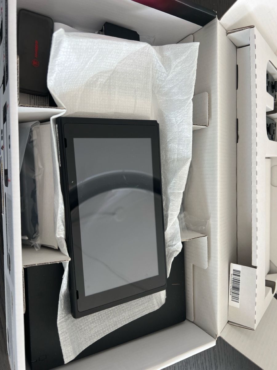 Nintendo Console: Nintendo Switch Console - New, Complete in Box! – Nuovo (secondo la descrizione) da Oberägeri venduto da rus_7vhx 1
