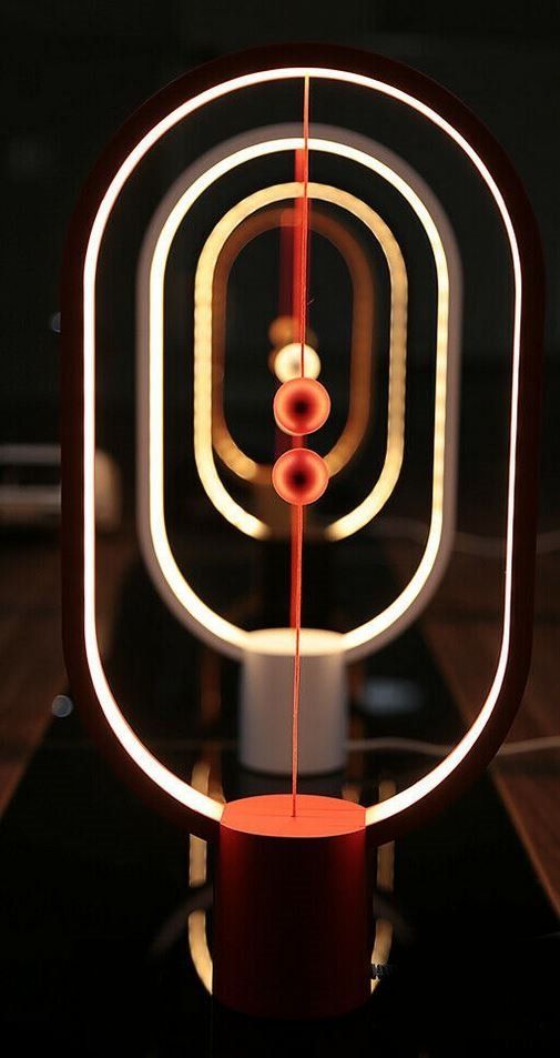 Lampade: Tischleuchte Ellipse Heng Balance – Nuovo e nell'imballaggio originale da St. Gallenkappel venduto da peter.zinsli 4