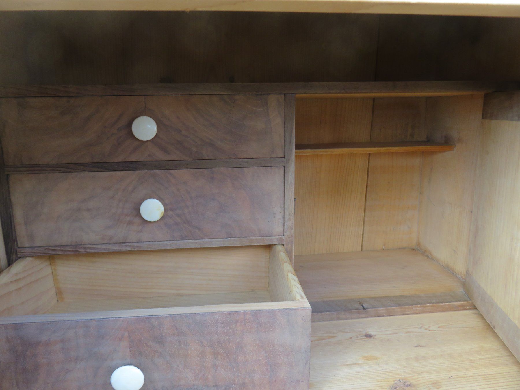 Armadi: antiker Biedermeier-Tannenschrank – Usato da Ruswil venduto da Mfladibus 3