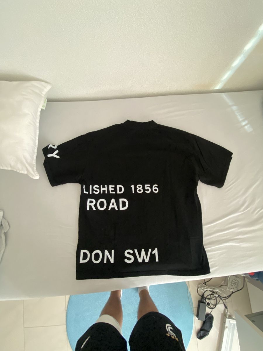 T-shirt: T shirt – Nuovo (secondo la descrizione) da Pratteln venduto da fra_rd8j 2