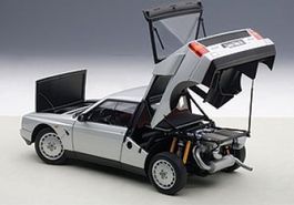 NEU OVP LANCIA DELTA S4 AUTOart 1:18