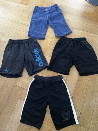 Boys Set of 4 sports shorts Gr.128cm