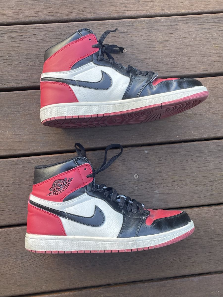 Jordan Herrenschuhe: Air Jordan 1 blanc et rouge 42.5 – Gebraucht aus Commugny von arm_7m7m 2