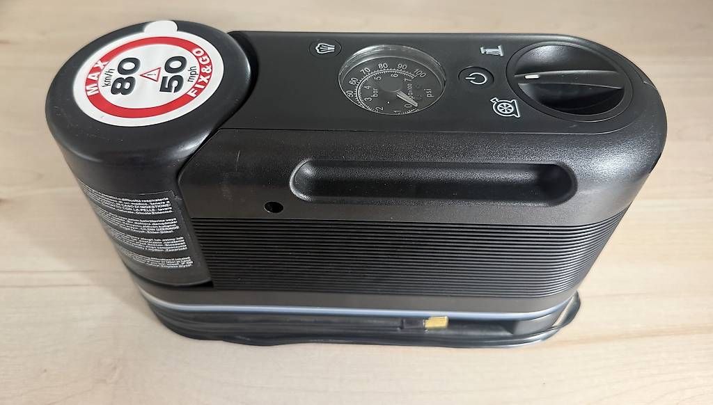 Compresseurs: Fix & Go Sensor Reifenpannenset / elektrische Luftpumpe – D'occasion à Hütten par Mber80 1