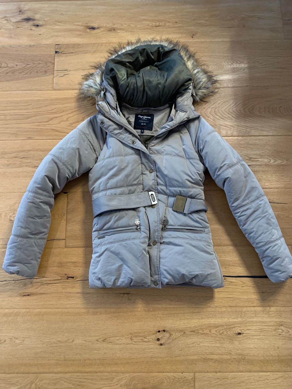 Pepe Jeans Jacken: Pepe Jeans Winterjacke XS – Gebraucht aus Niederbipp von Domenicana1984