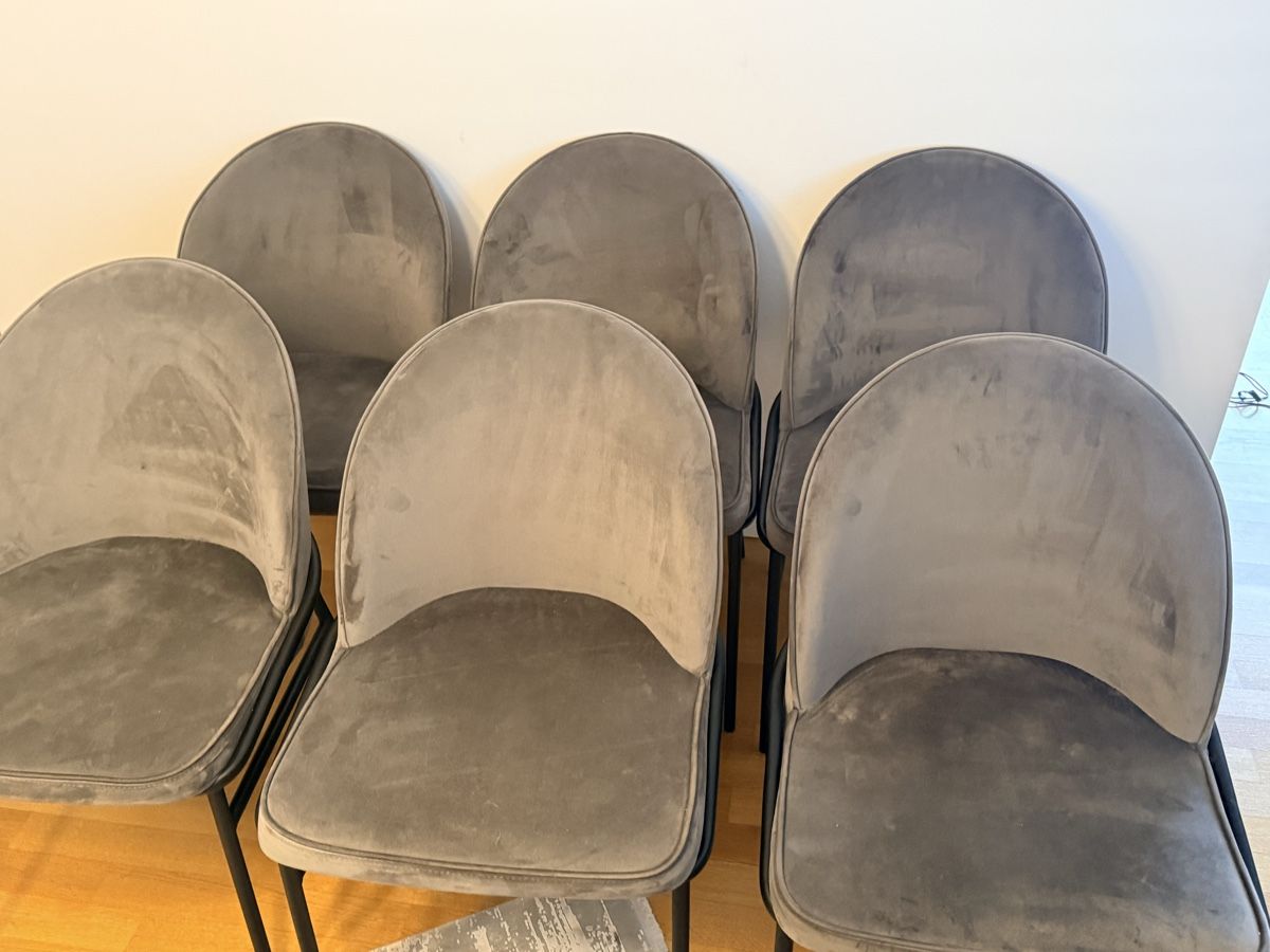 Set di tavolo e panche: Wegen Umzug Esstisch mit 6 Stühlen – Usato da Zürich venduto da Ibkseyn 2