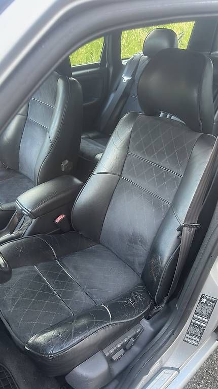 Automobili: Volvo V70 T-5 R AWD – Usato da Niederbipp venduto da c.zgraggen 2