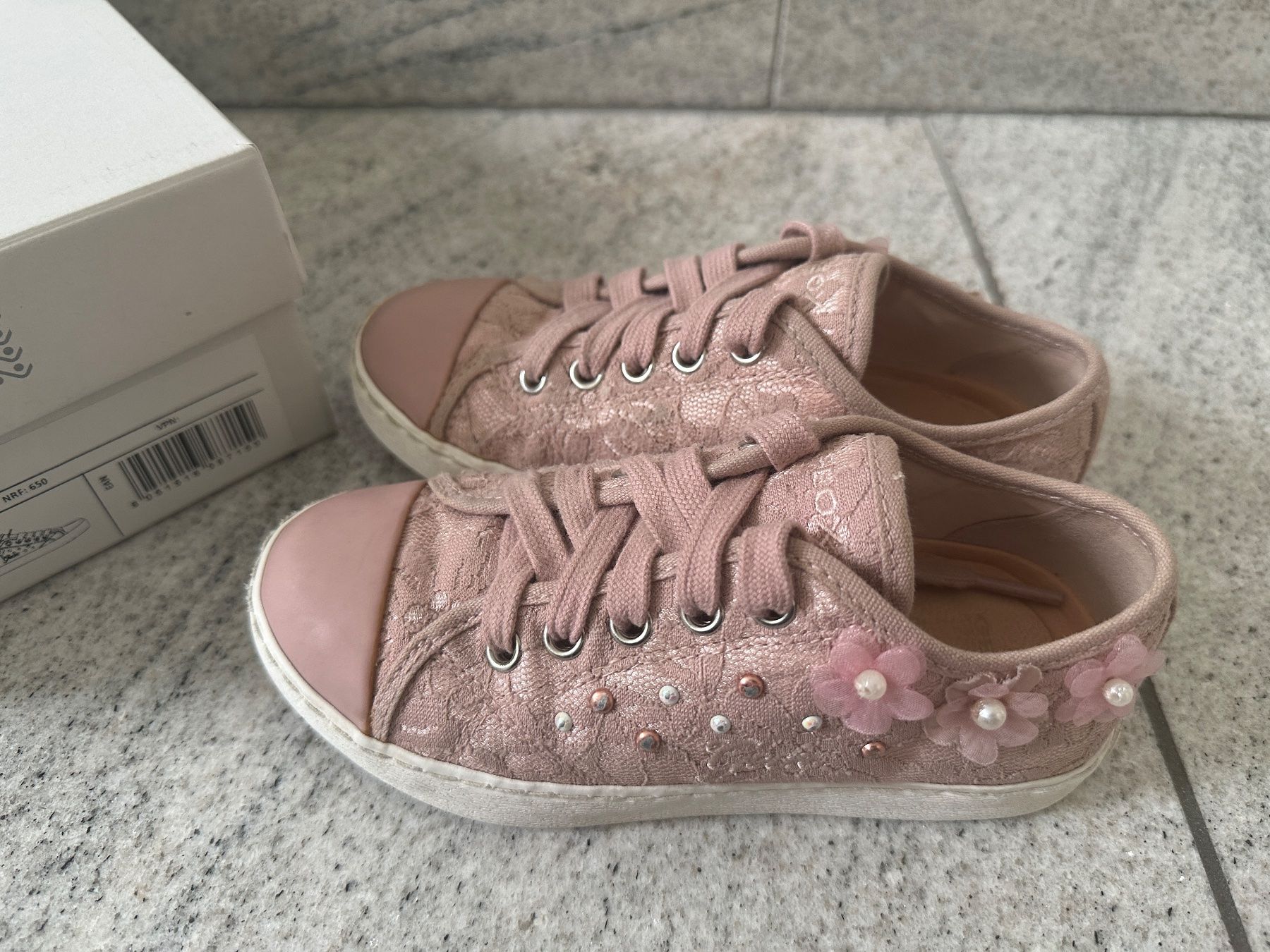 Geox Schuhe für Mädchen: Geox Schuhe Ciak Mädchen Gr. 29 – Gebraucht aus Zollikon von Krenapf 1