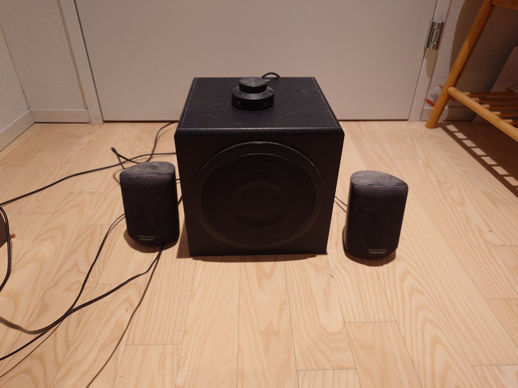 Haut-parleurs: Wavemaster MOODY Lautsprecher 2.1 – D'occasion à Winterthur par Hiroki