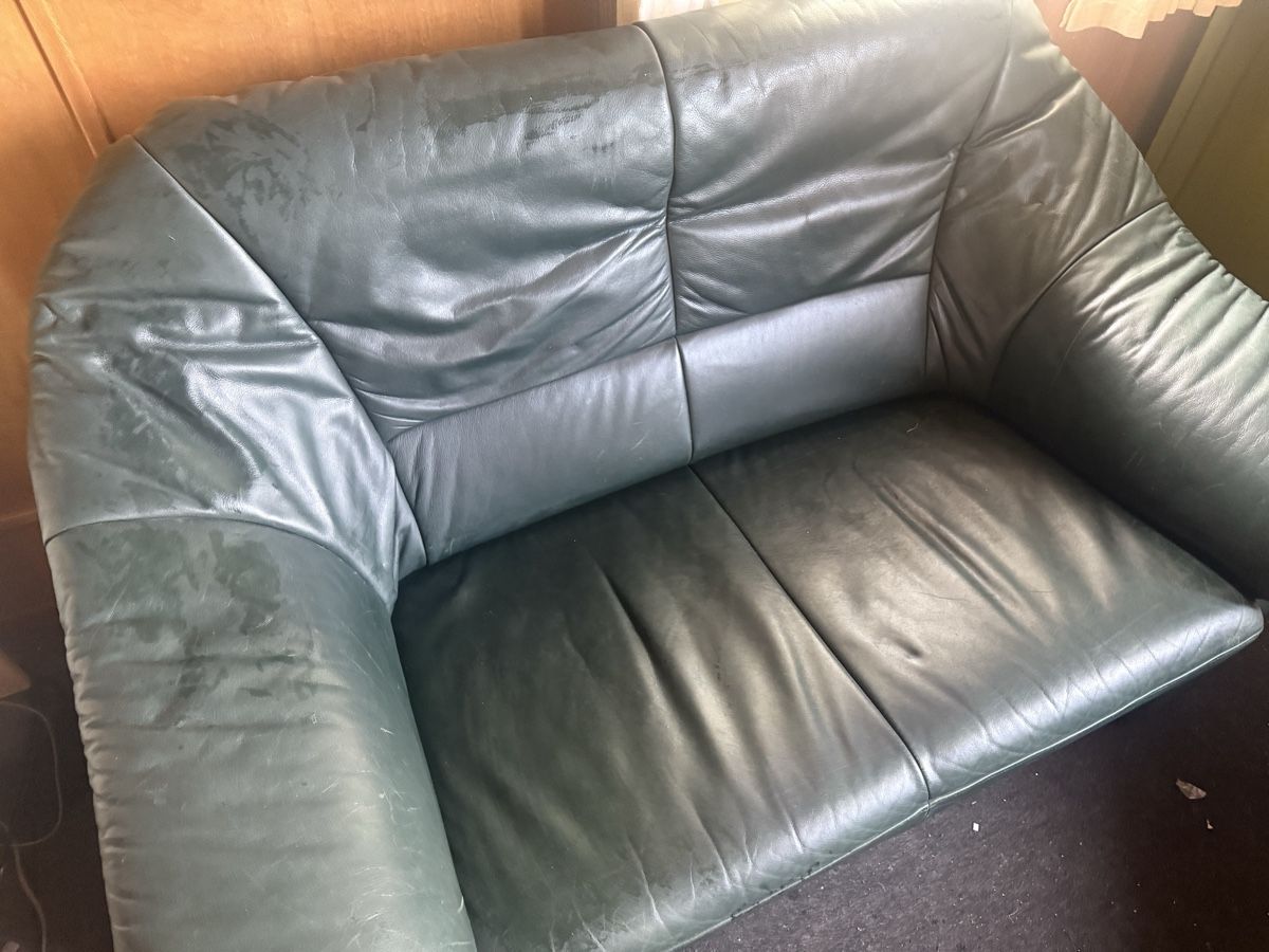Sofas: Ledersofa – Gebraucht aus Horriwil von Carrera68 2