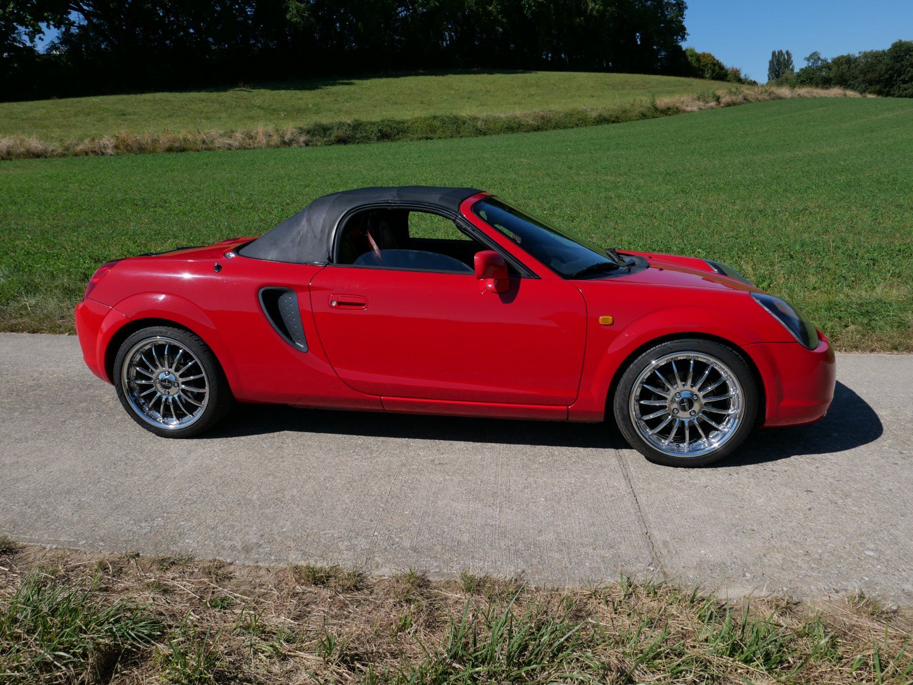 Toyota Automobili: Toyota MR-2 – Usato da Morges venduto da Sgo_nbz7 3