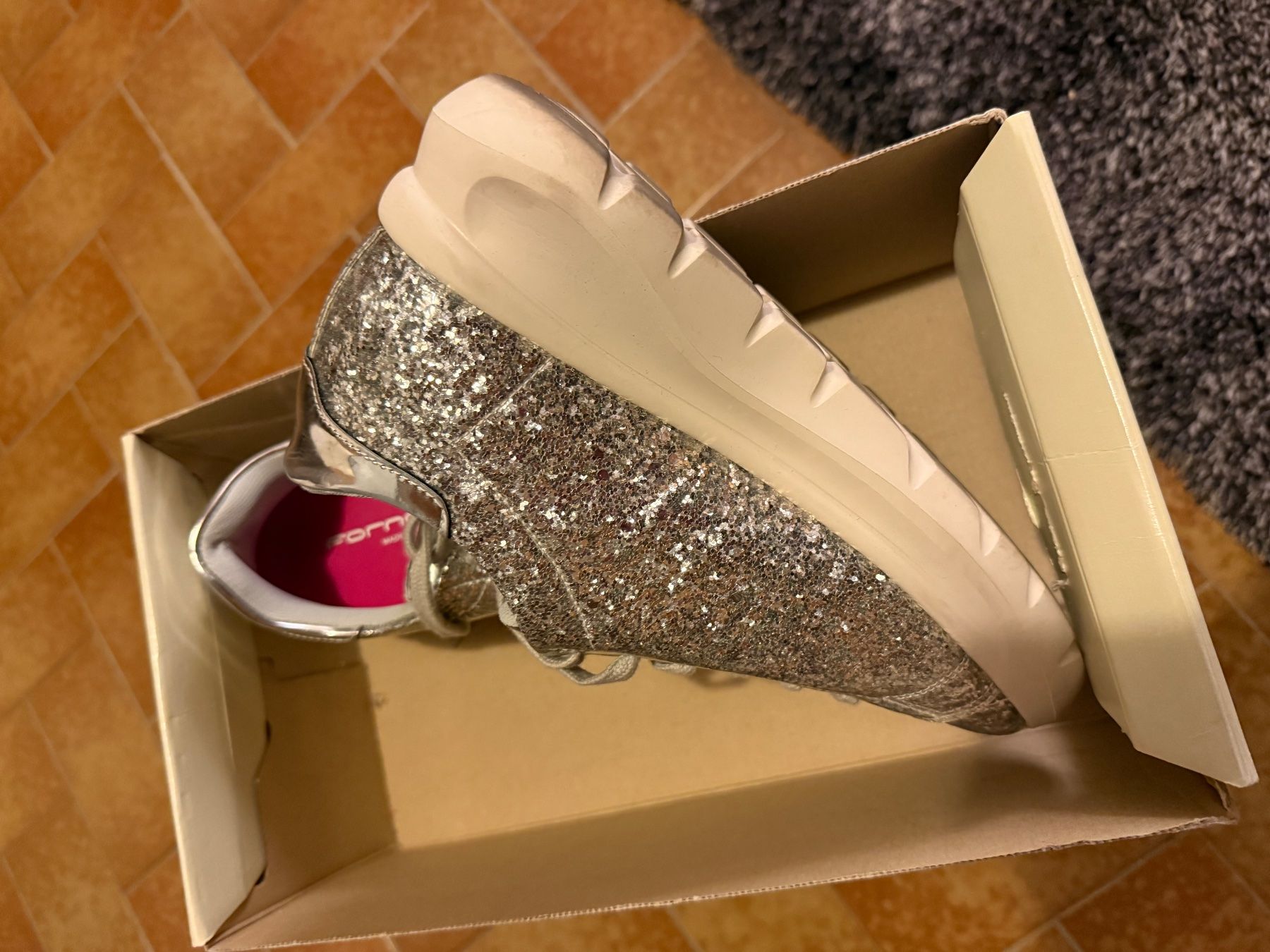 Scarpe da donna: chaussures – Nuovo (secondo la descrizione) da savièse venduto da karukeragwada 5