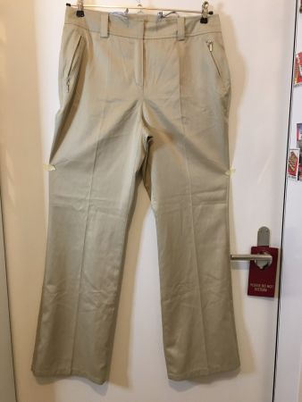 Damenhose Gr .44, Satin-Seidenoptik als  Modetrend, NEU