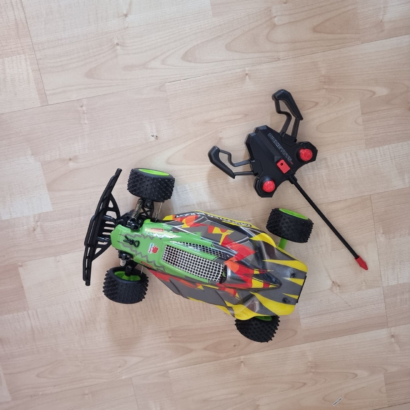 RC Modellbau: Voiture télécommandée Monster Buggy, occasion fonctionnelle – Gebraucht aus Monthey von vevey1987