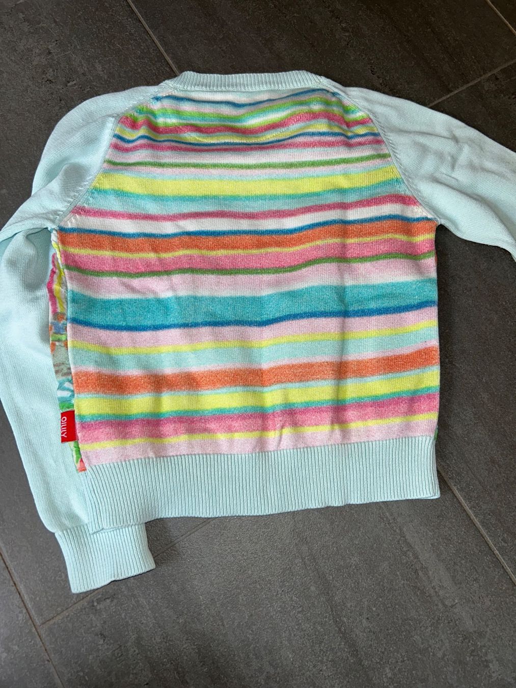 Oilily Pullover & Sweatshirts: Strickjacke Oilily 104/110 – Gebraucht aus Safenwil von 2hand_aber_wertvoll 2