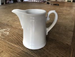 Milch- oder Crèmekrüglein