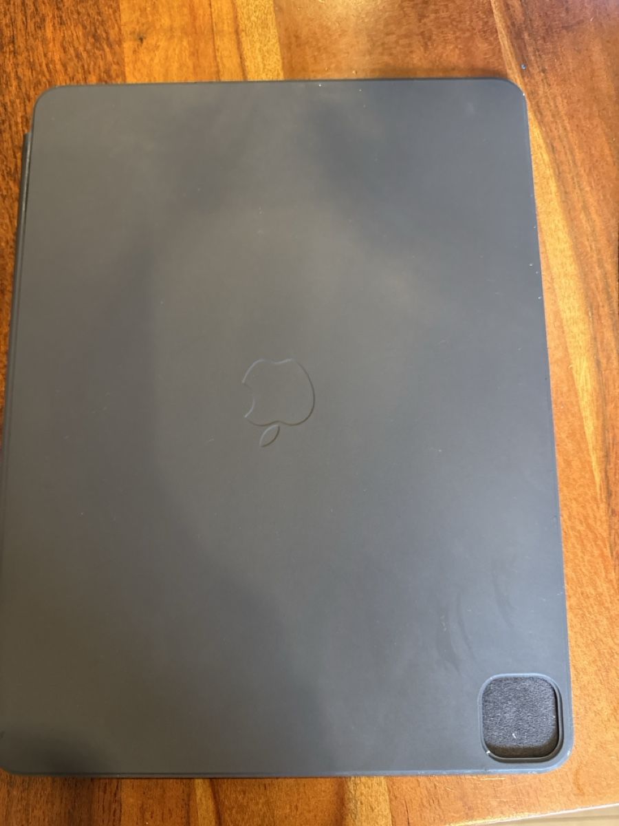 Apple Covers & Borse: Apple iPad Pro 12.9" Smart Folio - Top Zustand! – Usato da Bad Ragaz venduto da ram_t825