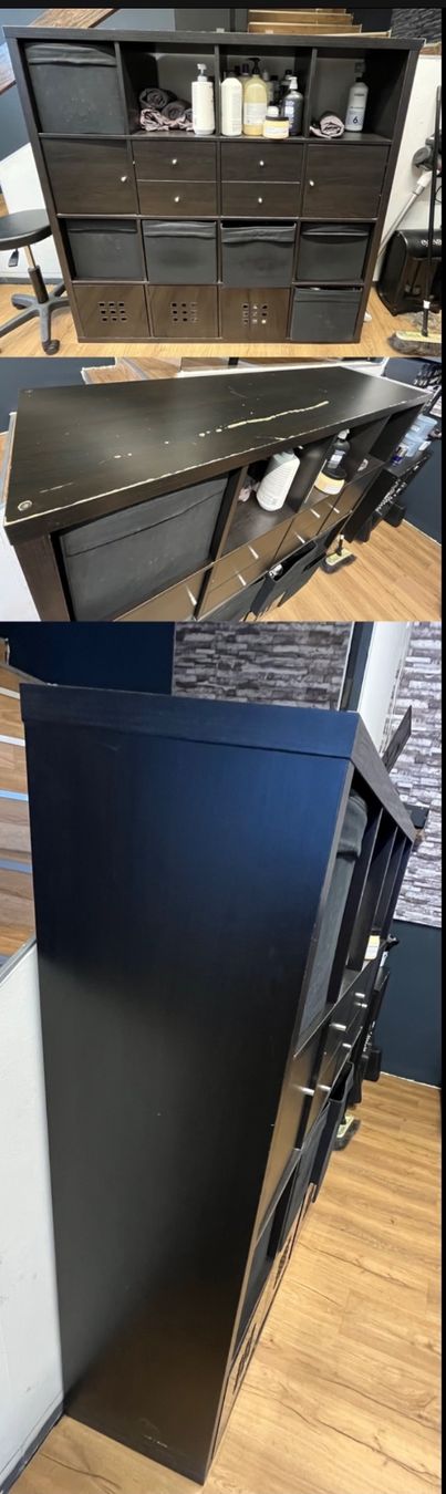 Ikea Scaffali: Dunkles Holz Regal mit 16 Fächern, Kallax Regal – Usato da Wil SG venduto da M.Sakiri