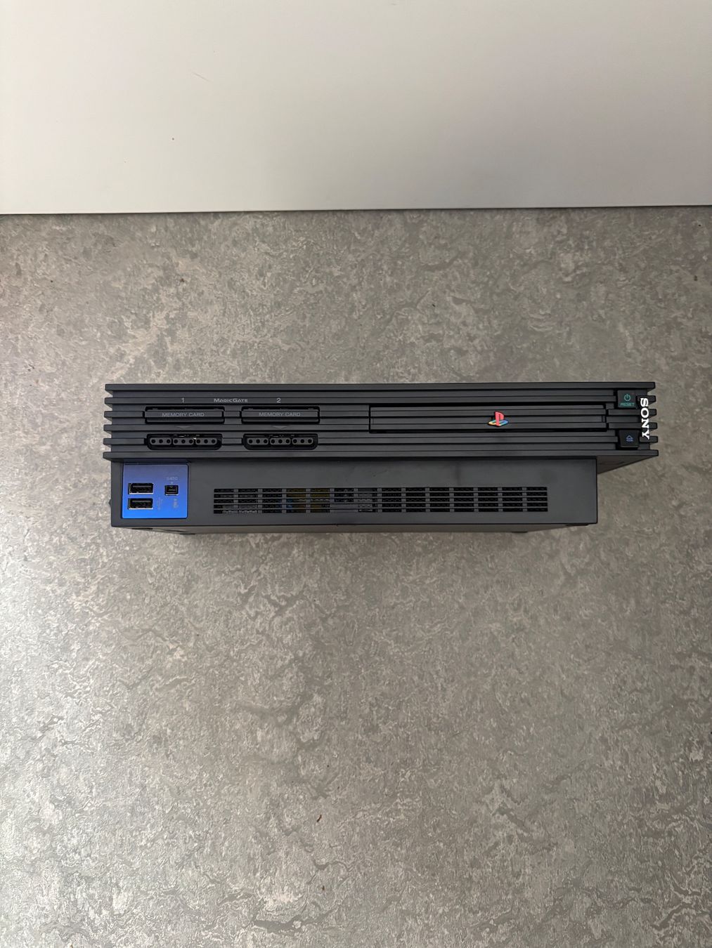 Sony Console: Playstation 2 – Usato da Zürich venduto da jes_r9fn 1