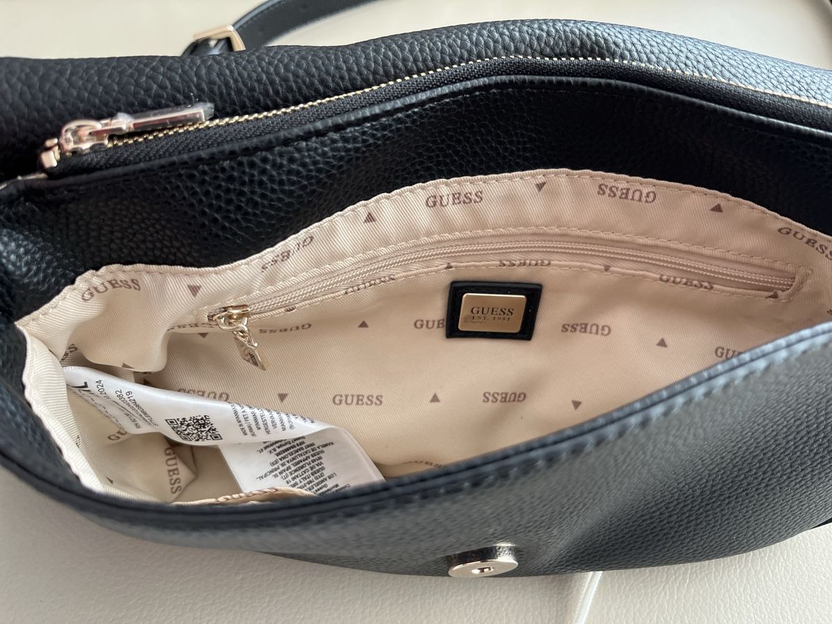 Guess Borse da donna: Guess Umhängetasche schwarz NEU – Nuovo e nell'imballaggio originale da Dulliken venduto da VaSha 2
