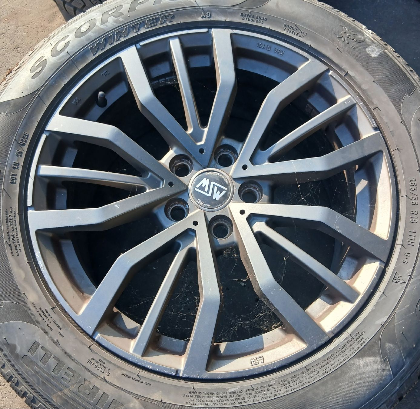 Pneus & Kompletträder: Roue Range Rover L320  – Gebraucht aus la heutte von Auto-stock 3