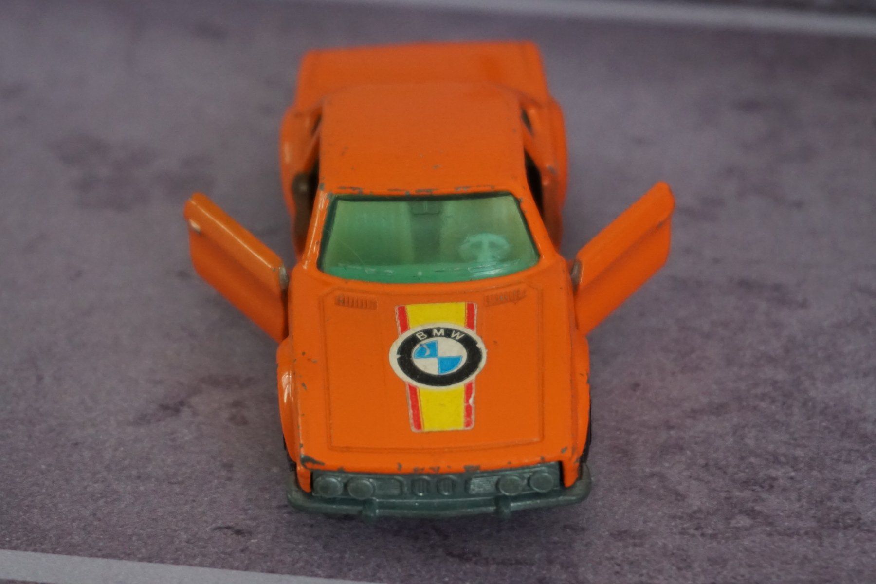 Matchbox Modellini d'auto: Matchbox BMW 3.0 CSL Racing COOL !!!!!!!!!! – Usato da Reiden venduto da Doppeldecker69 4
