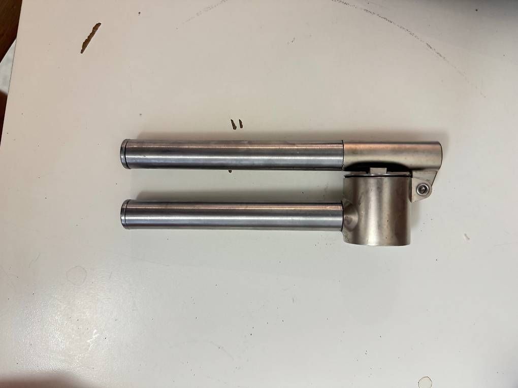 Küchengeräte: Knoblauchpresse – Gebraucht aus Zürich von martinfel 1