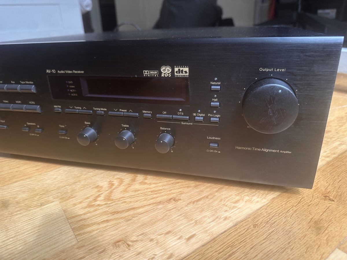 Nakamichi Ricevitori: Nakamichi AV-10 High End Audio Video Receiver – Usato da Zürich venduto da Miko49 1