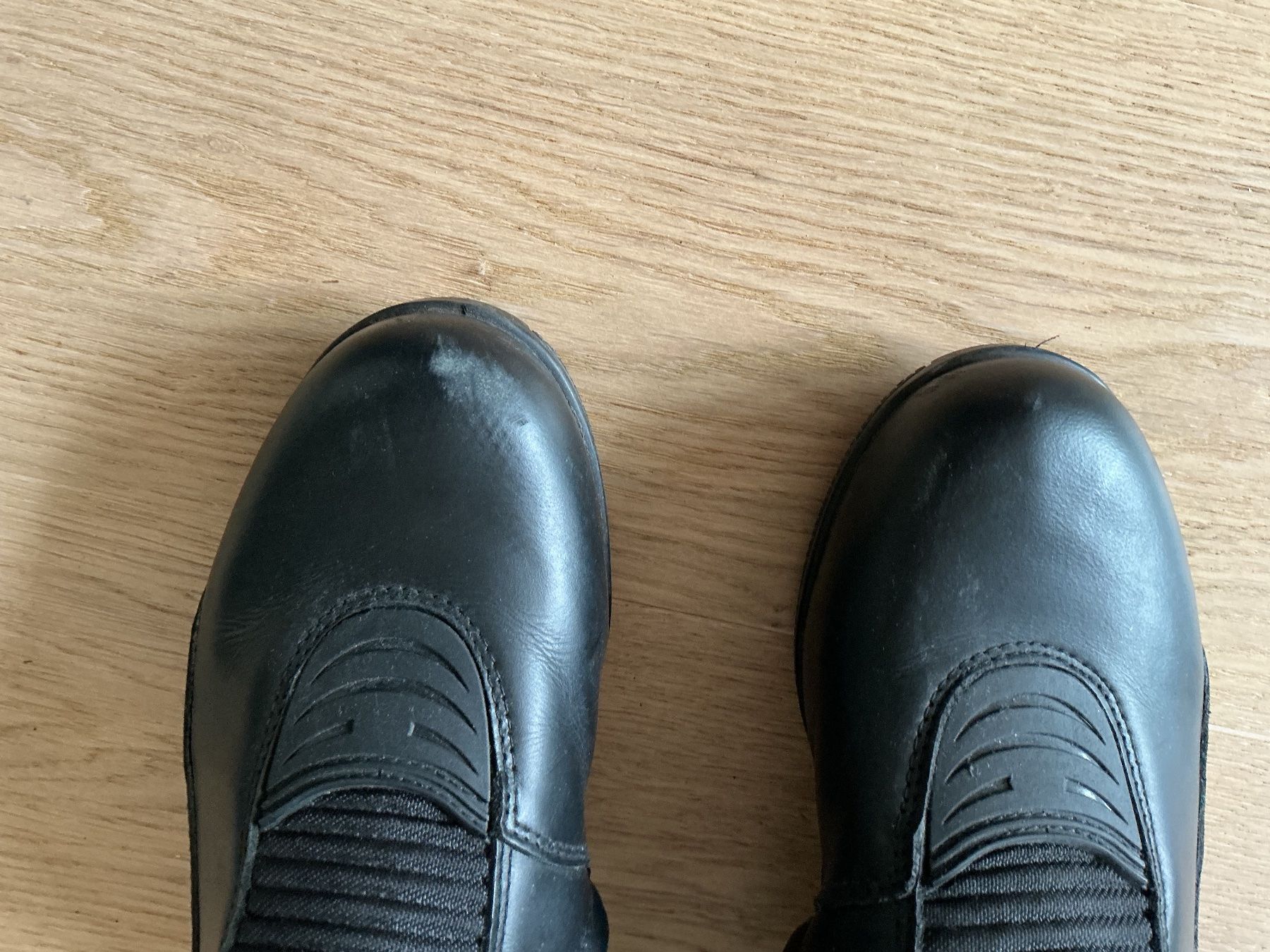 Vanucci Scarpe da donna: Motorradstiefel Damen – Usato da Winterthur venduto da Pima9 4