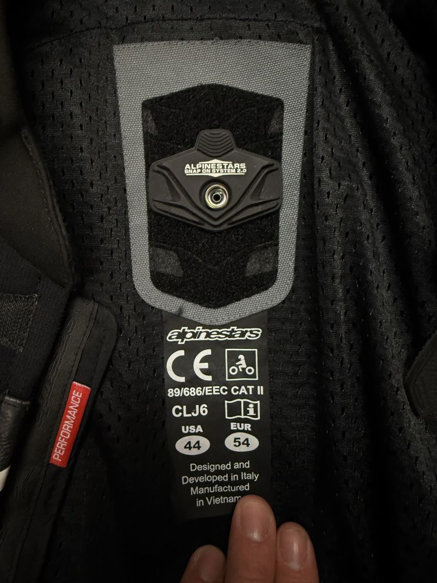 Sonstige: Alpinestars Leather Motorcycle Jacket Black Size 54 – Gebraucht aus Pratteln von jas_w9yt 1