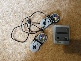 Super Nintendo Mini wie neu