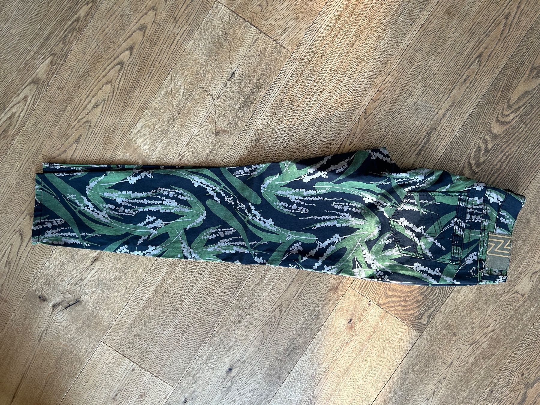 Nile Pantaloni: Hose, Nile //NEU//  M – Nuovo (secondo la descrizione) da Stettfurt venduto da outlet72 1