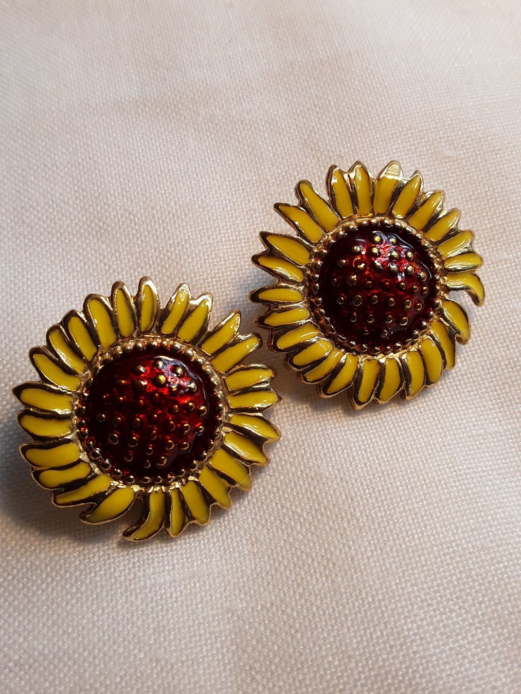Orecchini pendenti & Orecchini a lobo: Vintage Email Ohrclips Sonnenblumen – Usato da Zürich venduto da helsan 2
