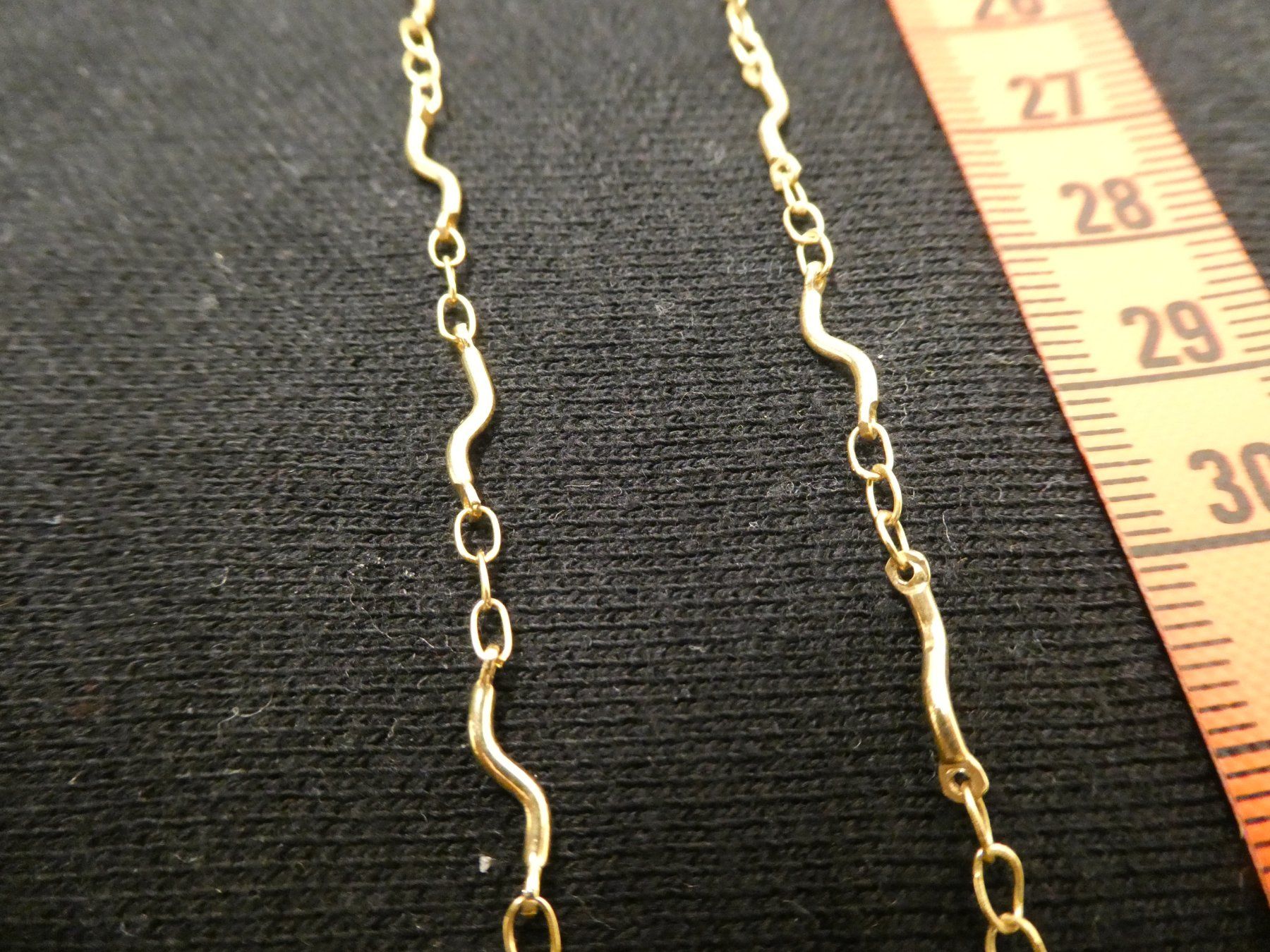 Catenine: Goldfarbenes Ketteli Schmuck – Usato da Tann venduto da Geepap 2