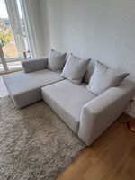 Ecksofa hellgrau mit Recamiere in gutem Zustand