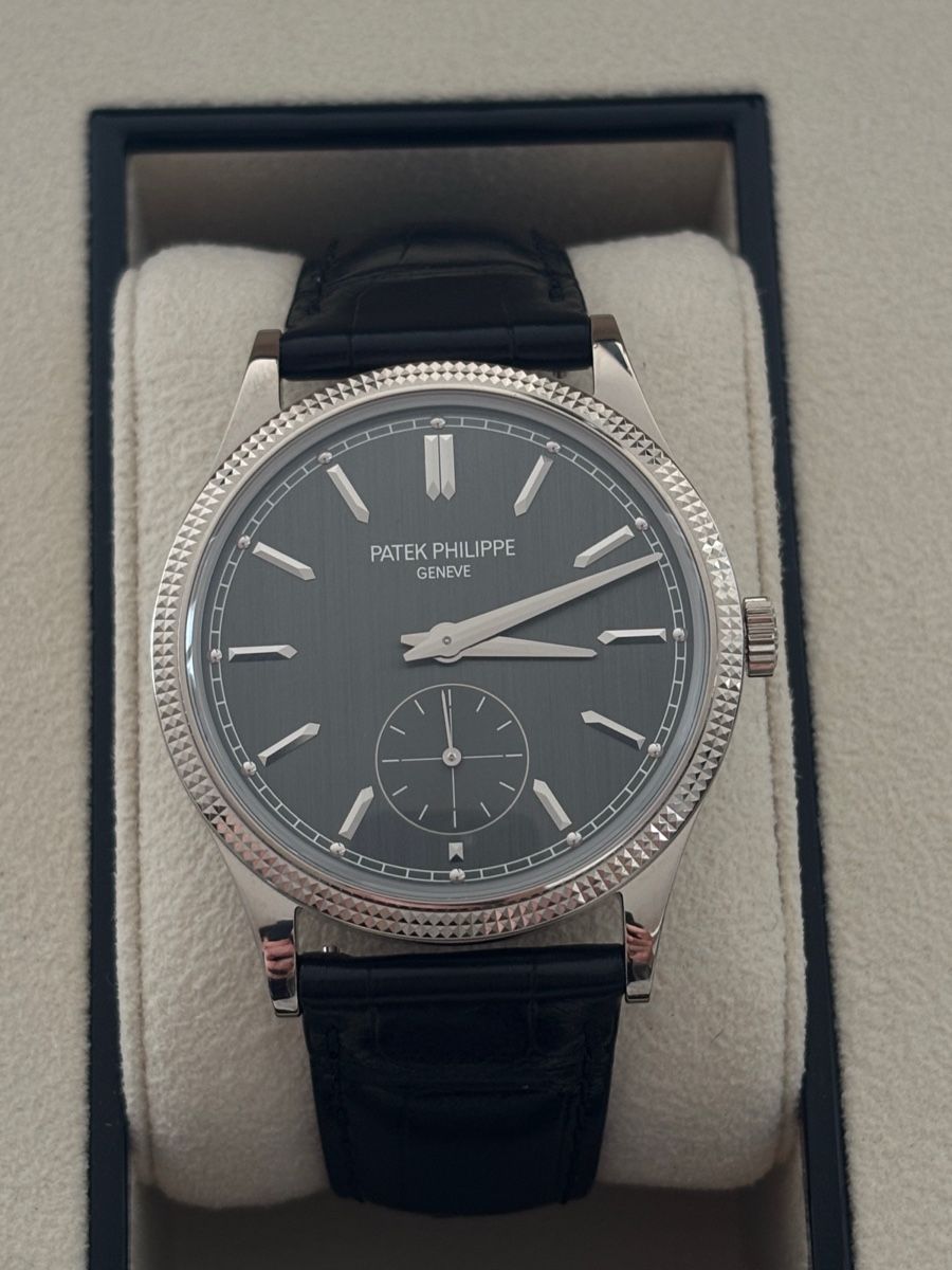 Patek Philippe Uhren: Patek Philippe Calatrava Watch, Grey Dial, Black Strap – Neu und originalverpackt aus Lugano von RADIAURUM 6