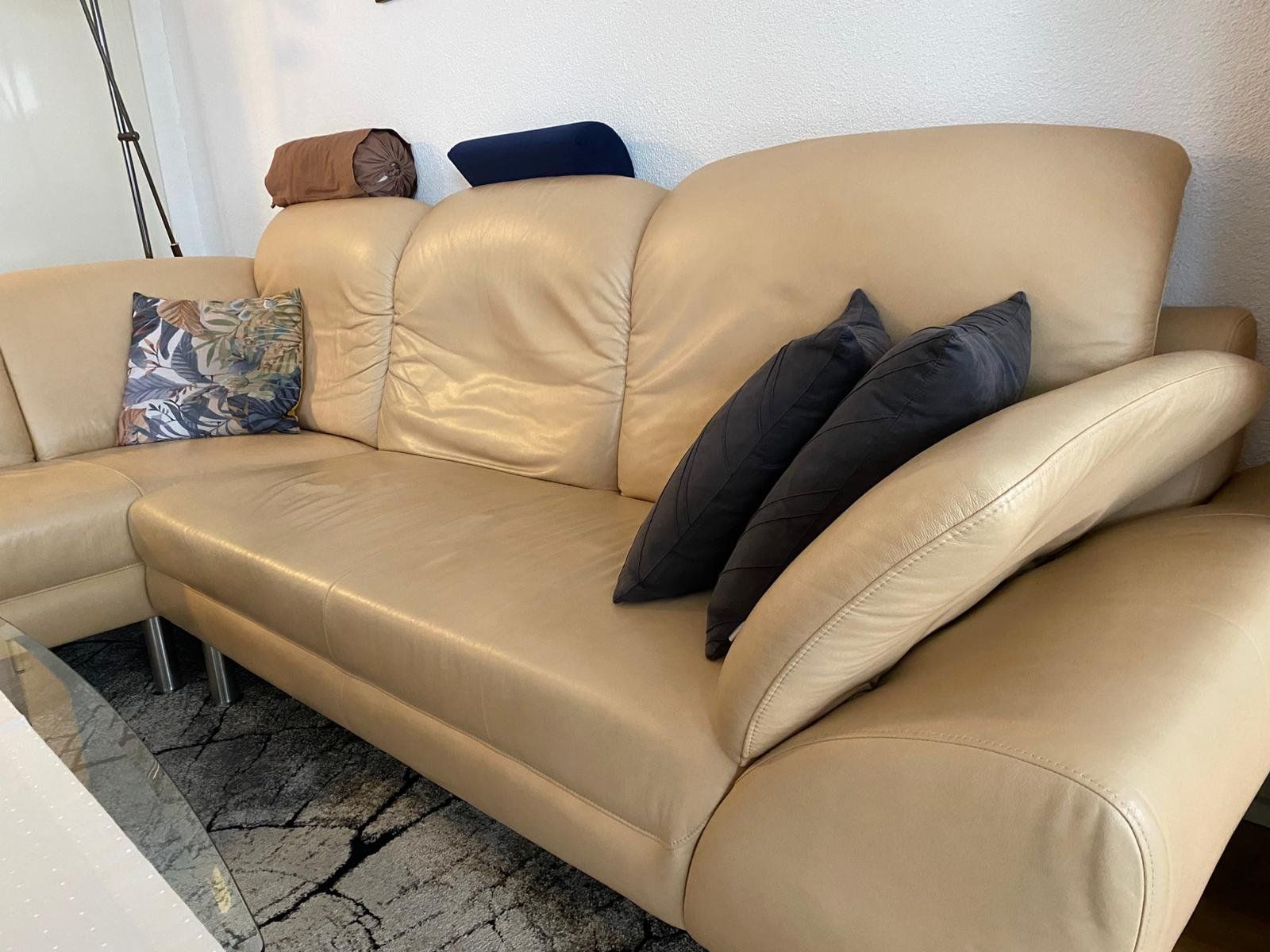Divani: Leder-Ecksofa inkl. langen Hocker – Usato da Tägerwilen venduto da Taegi01 1