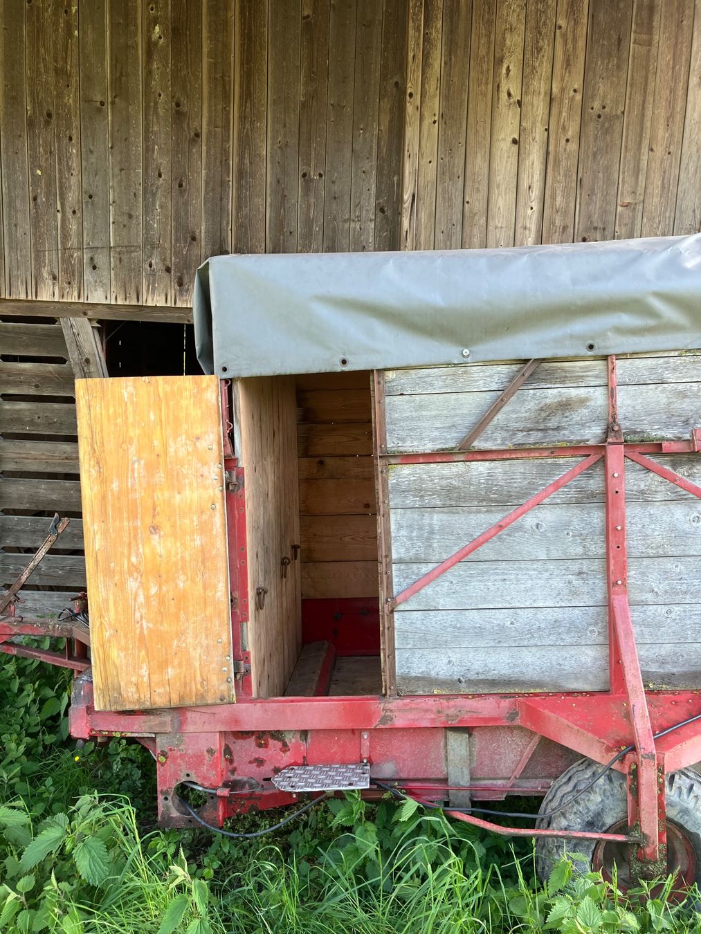 Remorques: Landwirtschaft – D'occasion à Niedermuhlern par Hostettler06 3