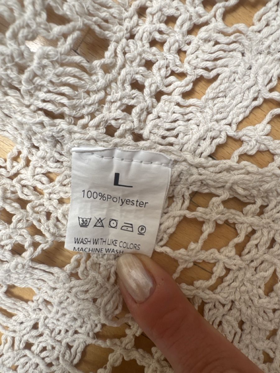 Gilets: Gehäkelte Weste Beige Grösse L 100% Polyester neuwertig – Neuf (Voir description) à Abtwil SG par ale2002 1