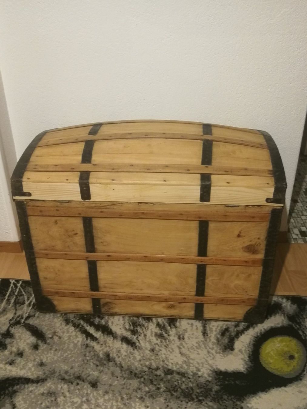 Cassapanche: Coffre malle bahut 85x50x68cm restauré – Usato da Portalban venduto da Deuxieme-vie 2