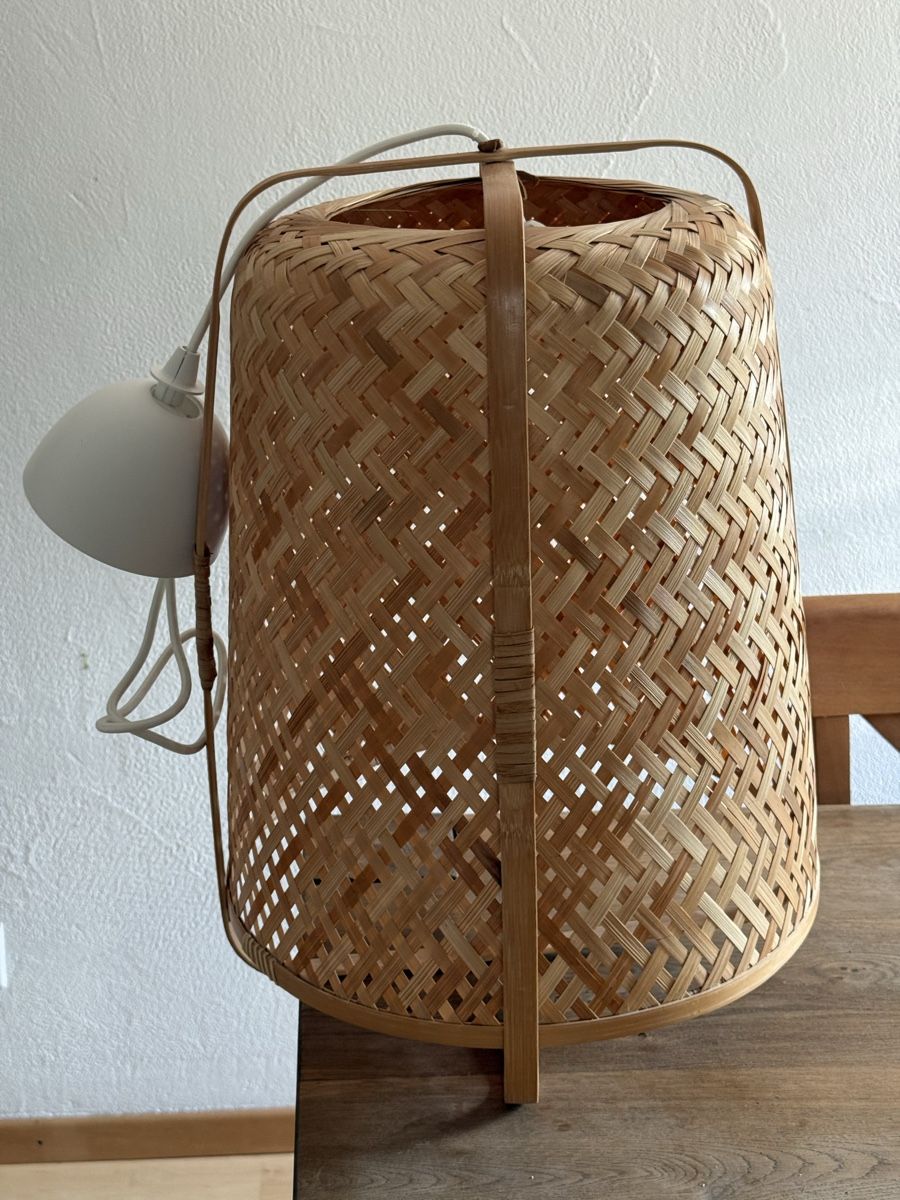 Ikea Lampes: IKEA Lampe – D'occasion à Höri par Daniel.1992