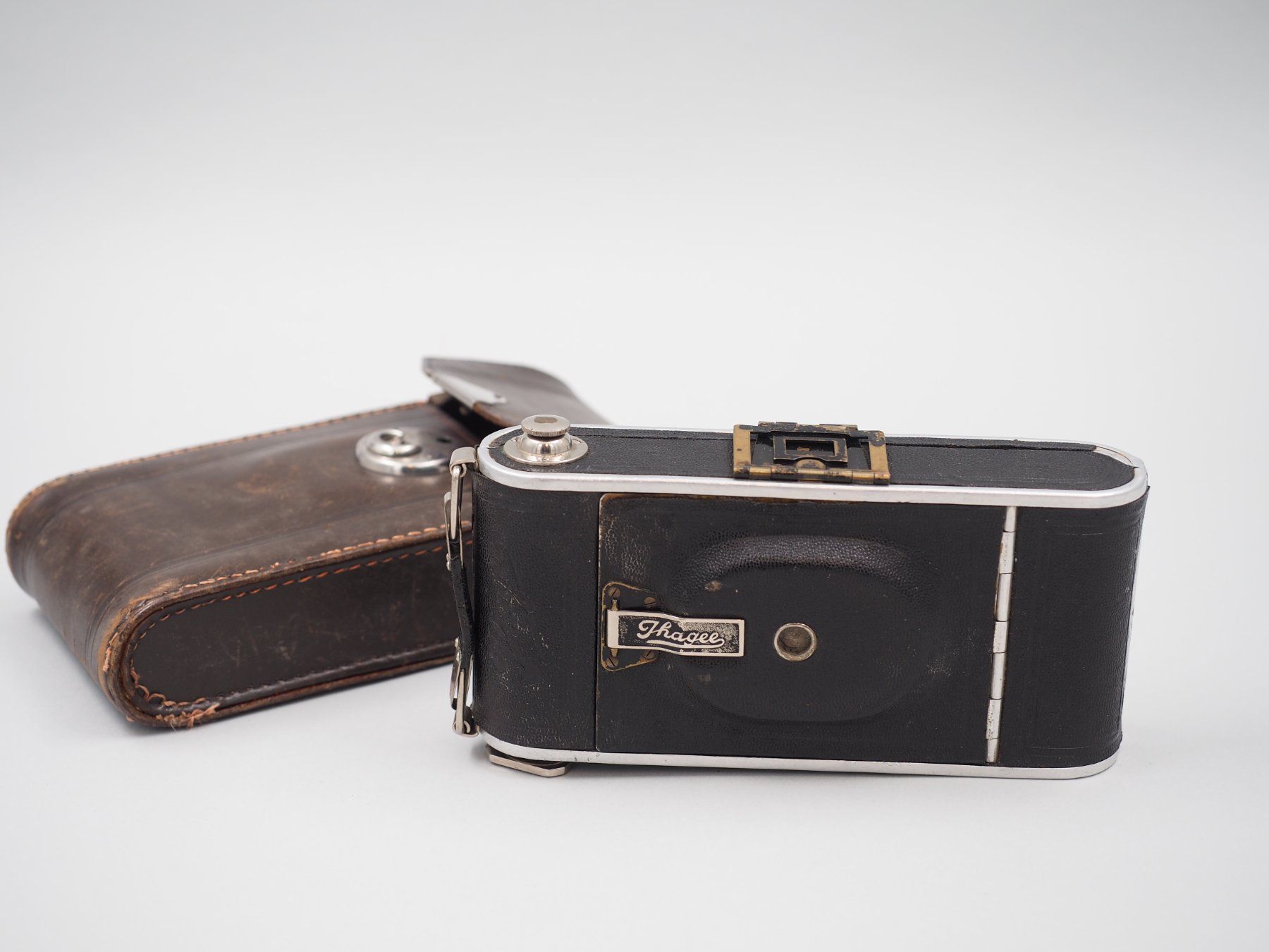 Ihagee Fotocamera: IHAGEE Auto Ultrix Analog (7911IW) – Usato da Zürich venduto da fundsachenverkauf 7