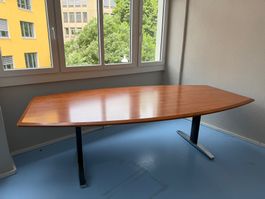 Konferenz Tisch